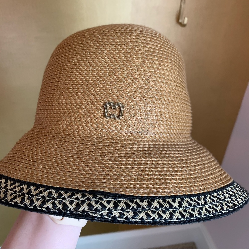Eric Javits Tan and Black Woven Hat